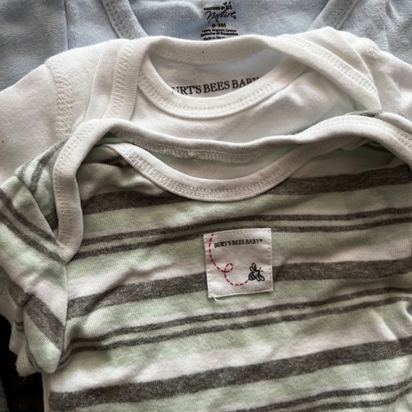 14 Short Sleeved Onesies 0-3 Months - Picture 3 of 6